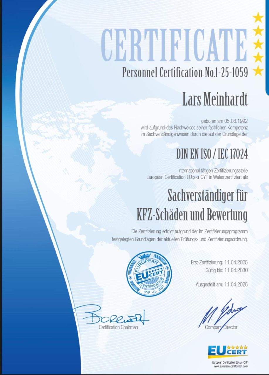 Zertifikat DIN EN ISO/IEC 17024 von Lars Meinhardt – Personnel Certification No. 1-25-1059, ausgestellt von European Certification EUCERT CYF am 11.04.2025